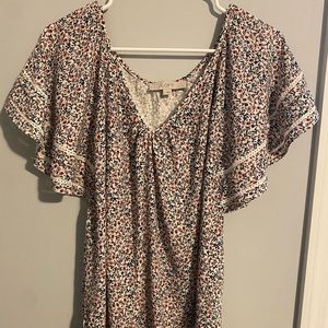 Flare sleeve blouse